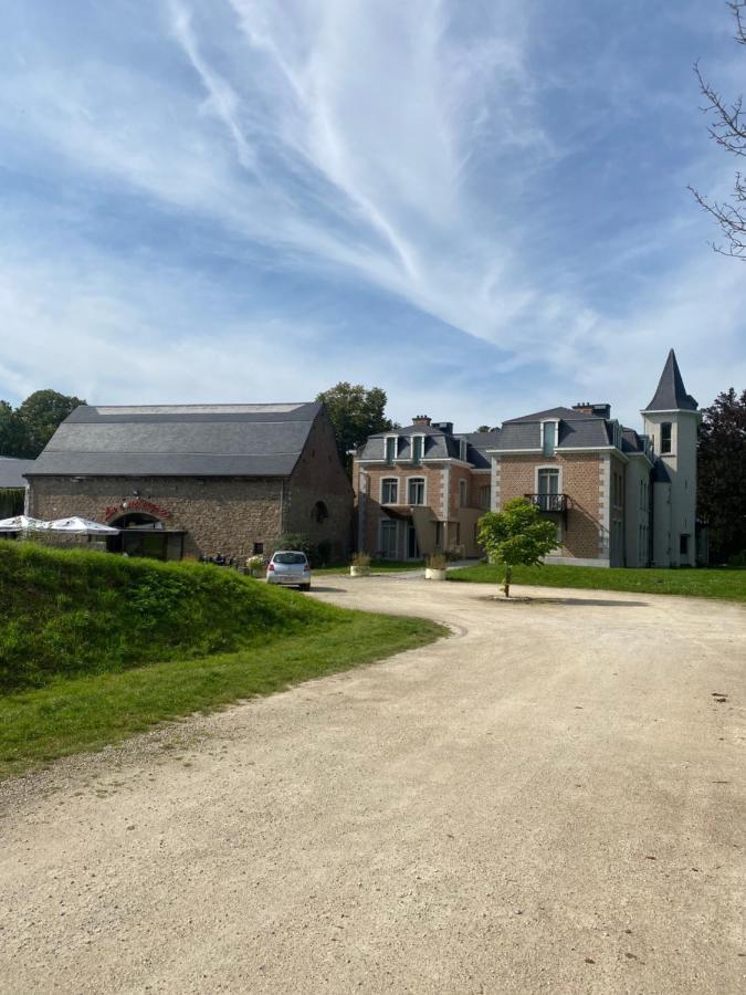 La Chambre Du Chateau De Bernalmont Льеж Экстерьер фото