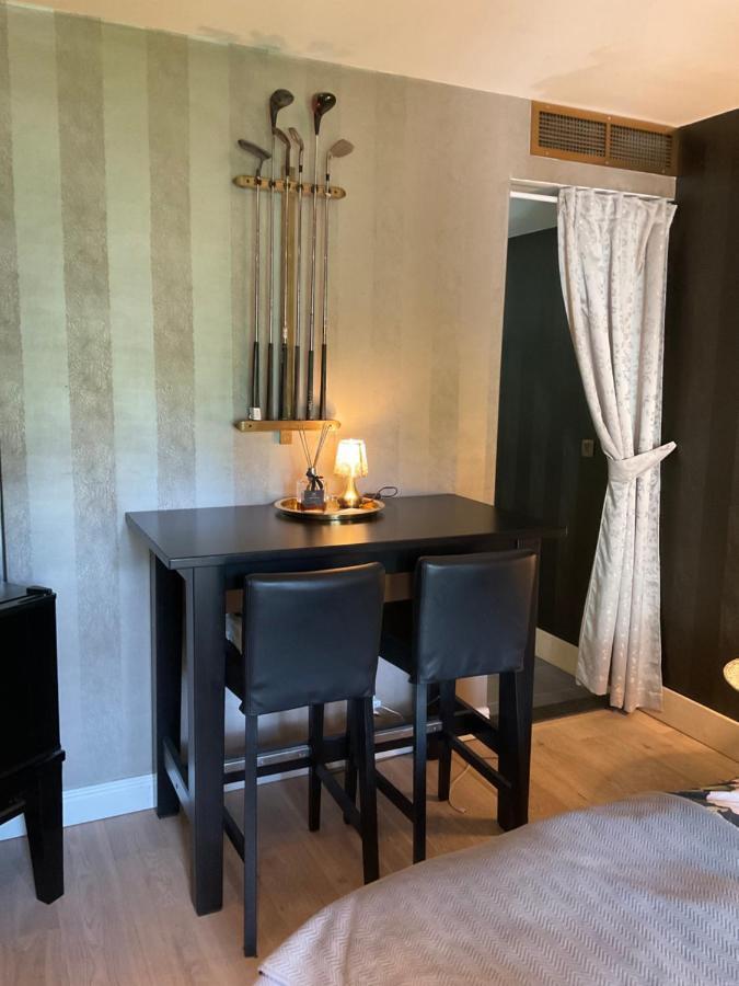 La Chambre Du Chateau De Bernalmont Льеж Экстерьер фото